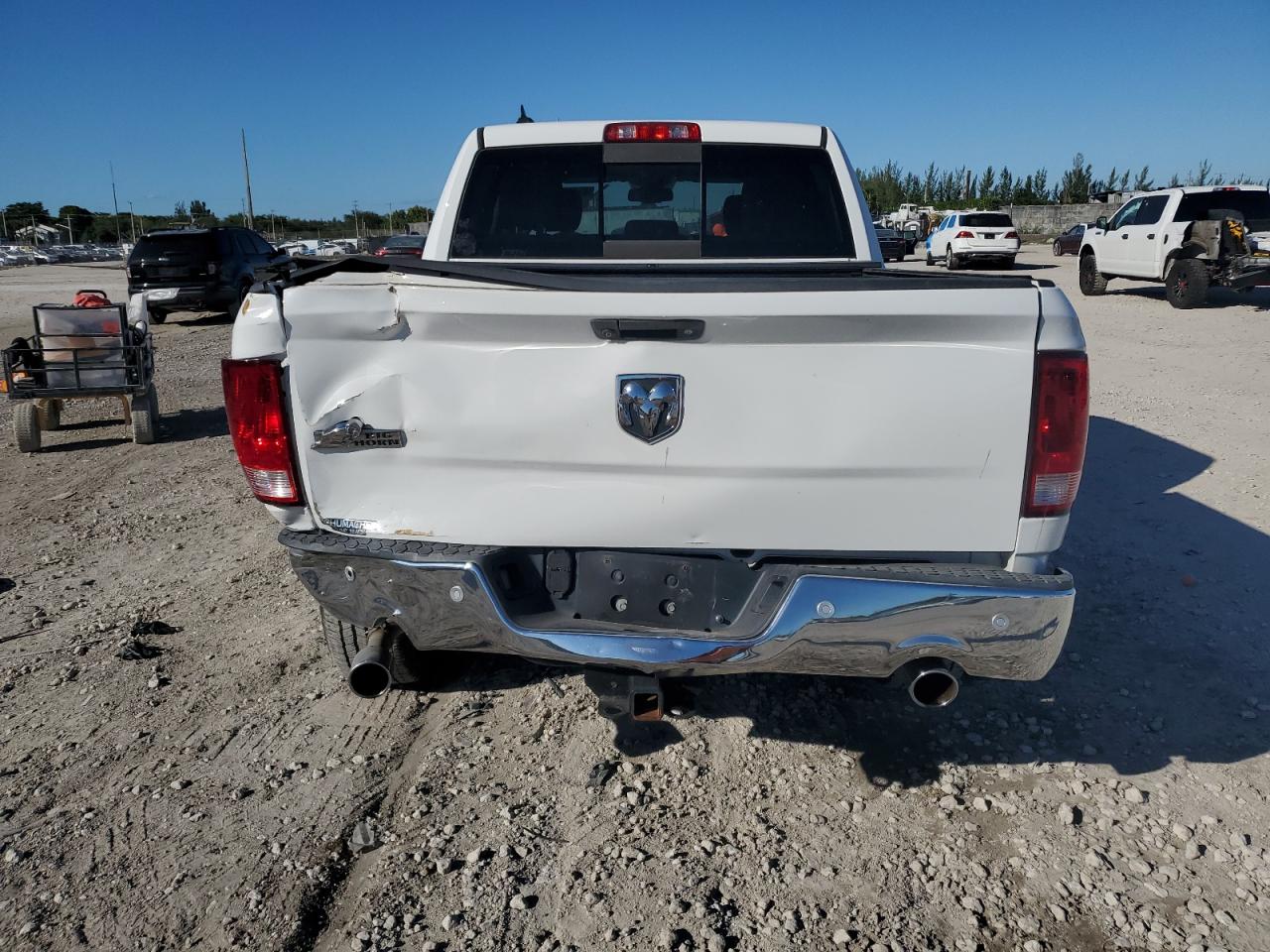 RAM 1500 SLT