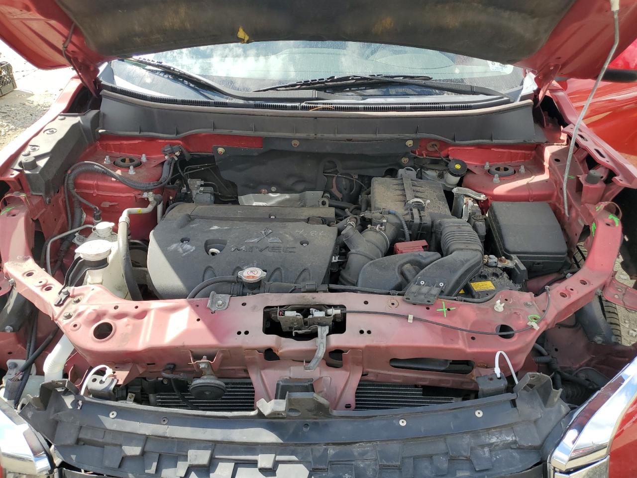 MITSUBISHI OUTLANDER ES