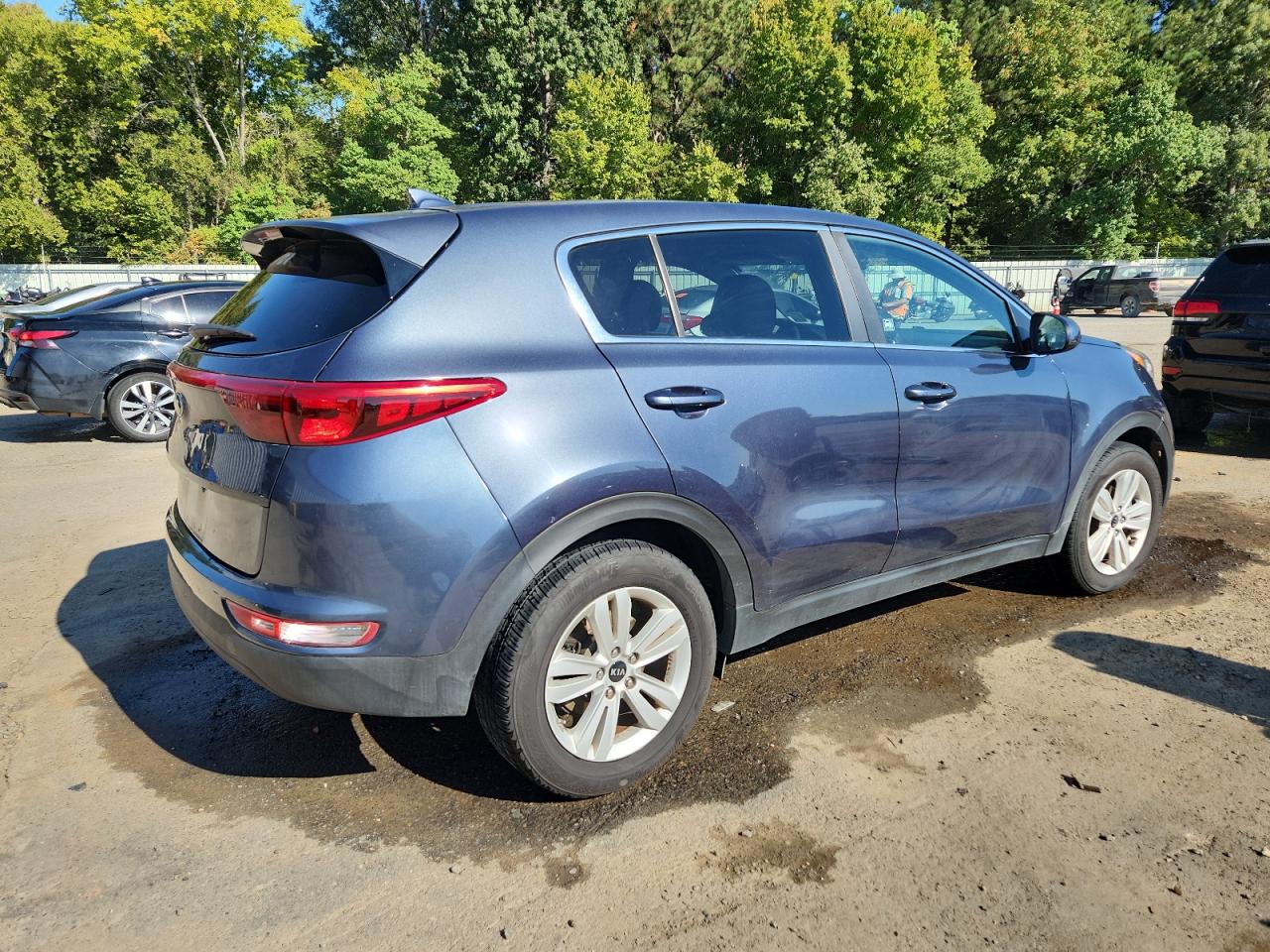 KIA SPORTAGE LX