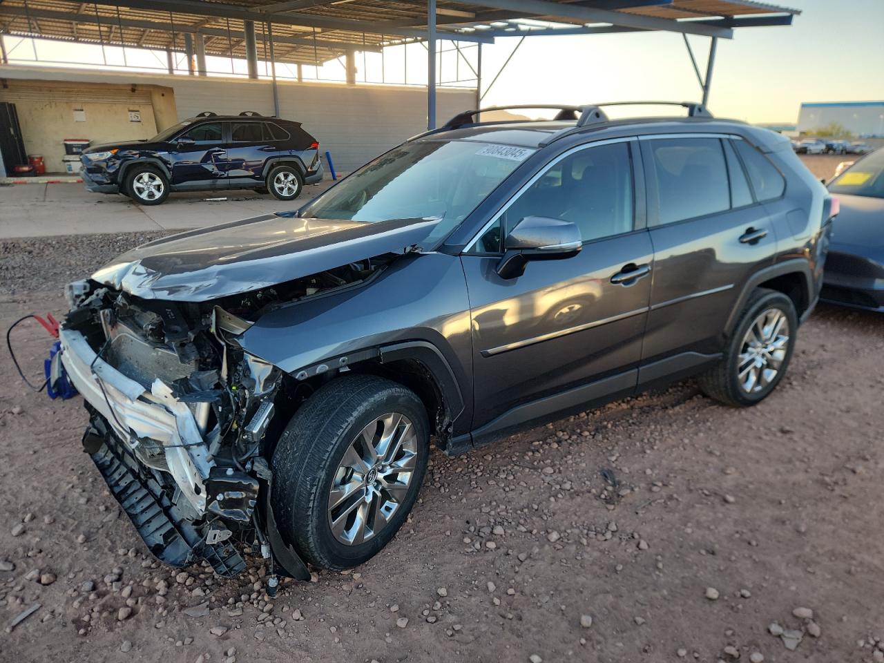 TOYOTA RAV4 XLE PREMIUM