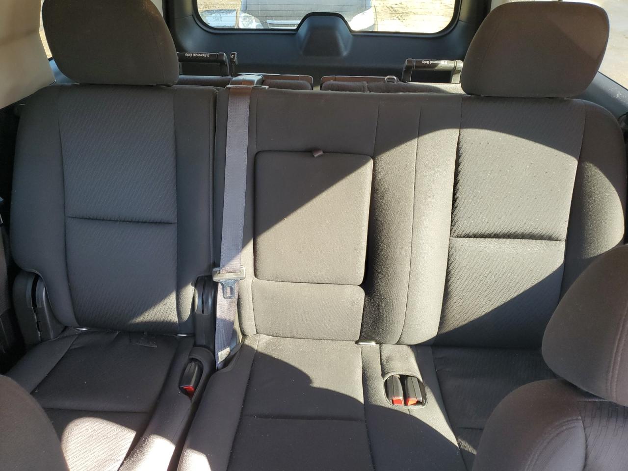 CHEVROLET TAHOE C1500 LS