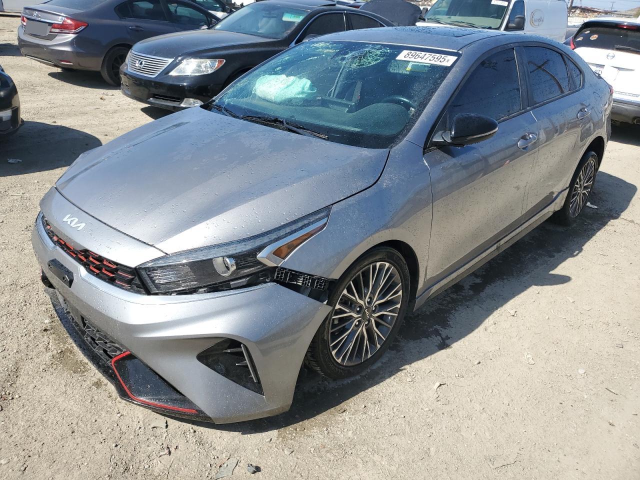 KIA FORTE GT LINE