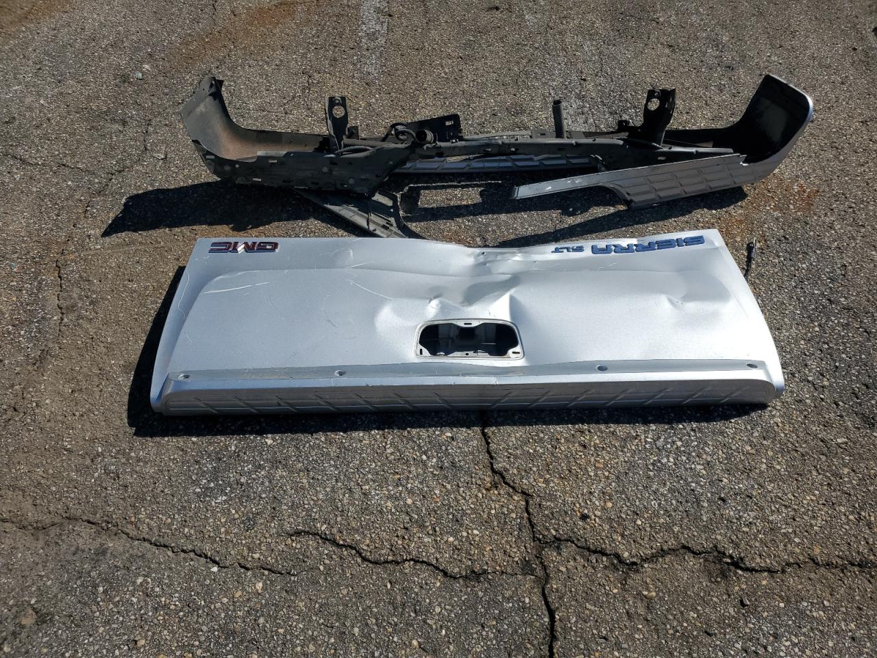 GMC SIERRA K1500 SLT