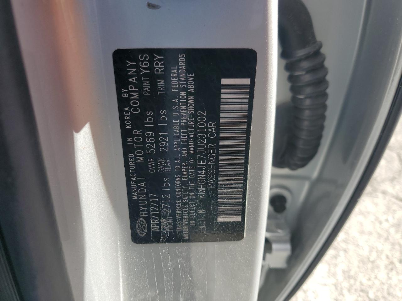 HYUNDAI GENESIS BASE