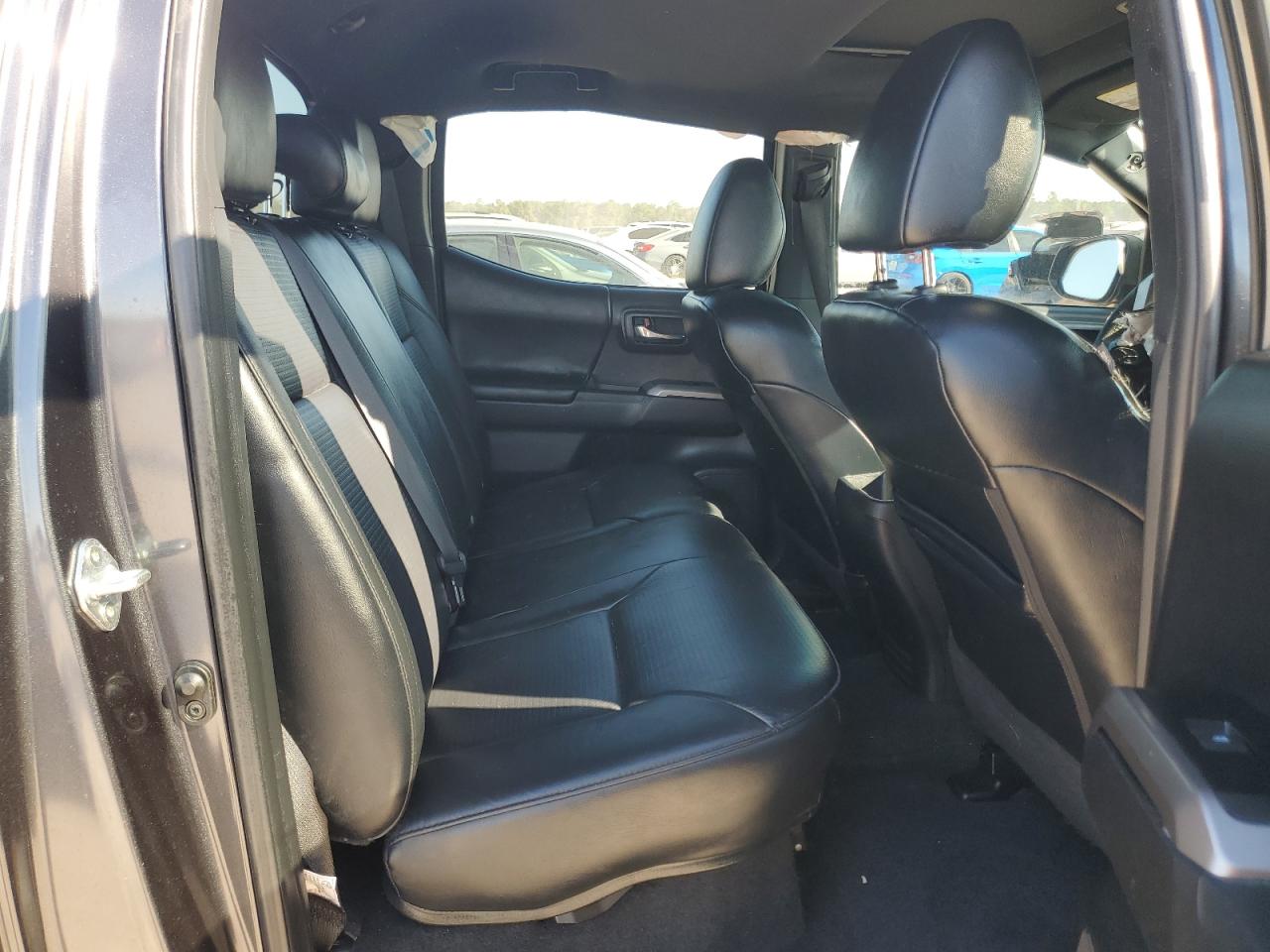 TOYOTA TACOMA DOUBLE CAB