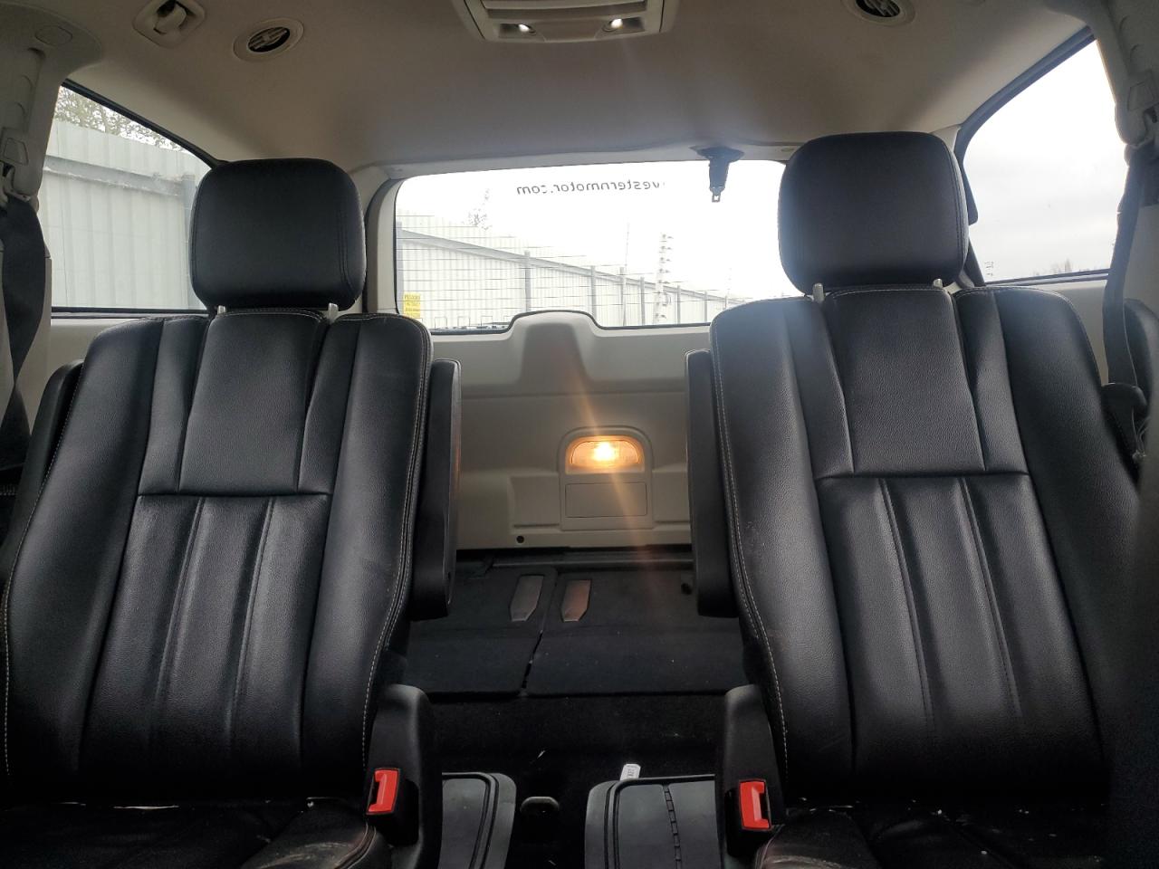 CHRYSLER TOWN & COUNTRY TOURING