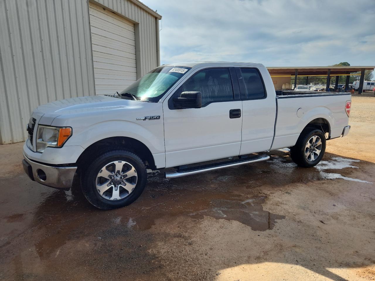 FORD F-150 SUPER CAB