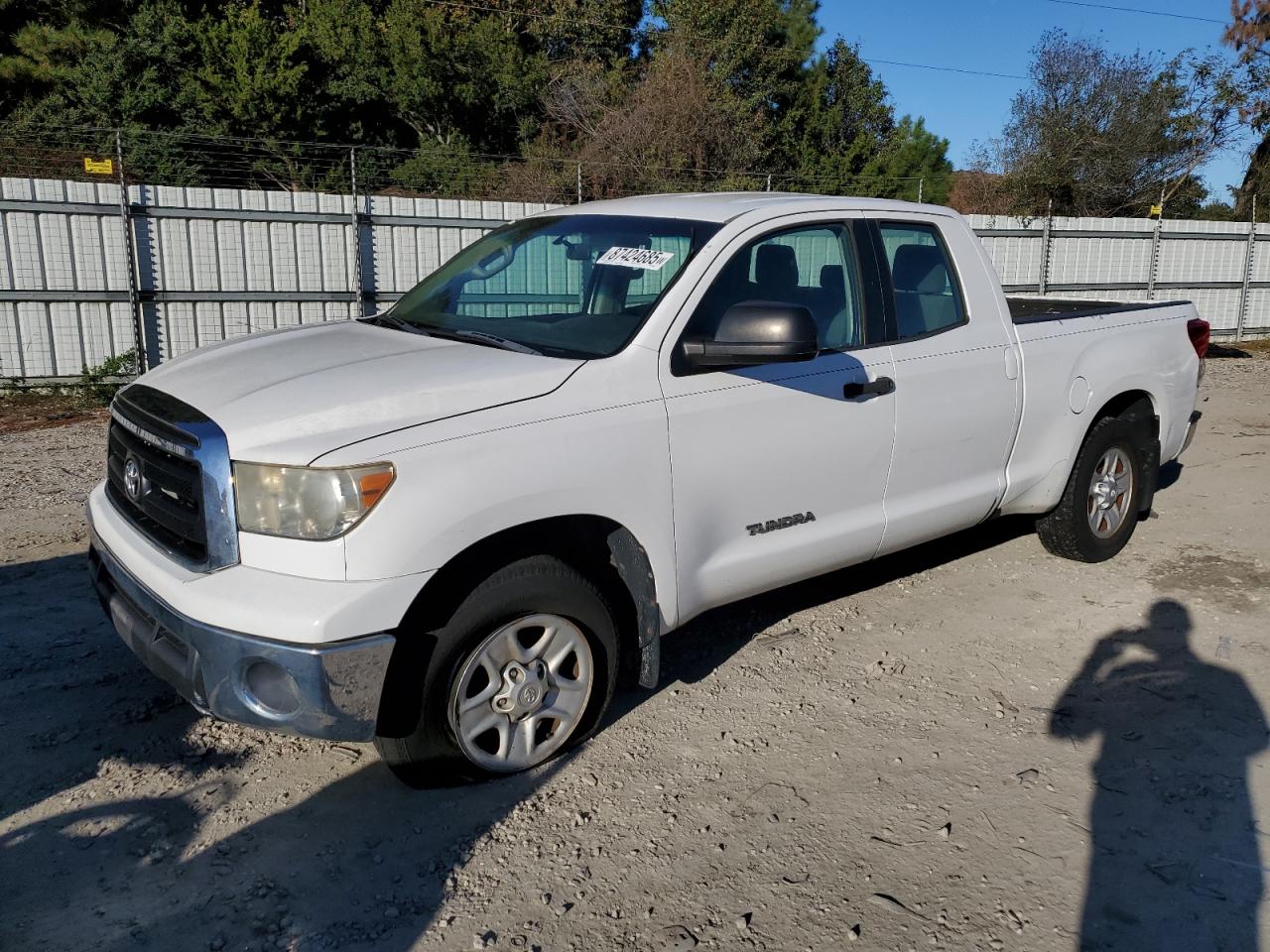 TOYOTA TUNDRA DOUBLE CAB SR5