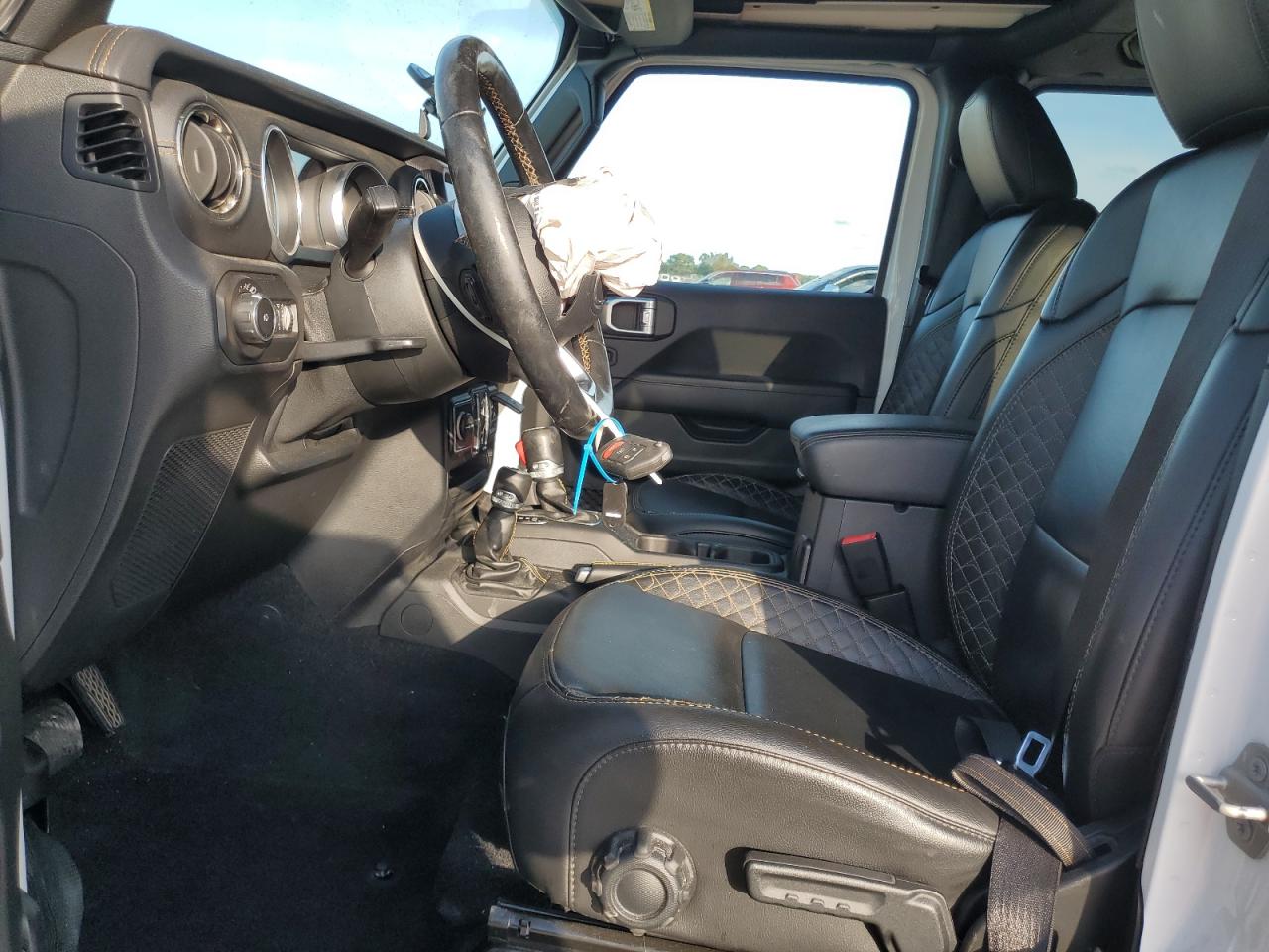 JEEP WRANGLER SAHARA