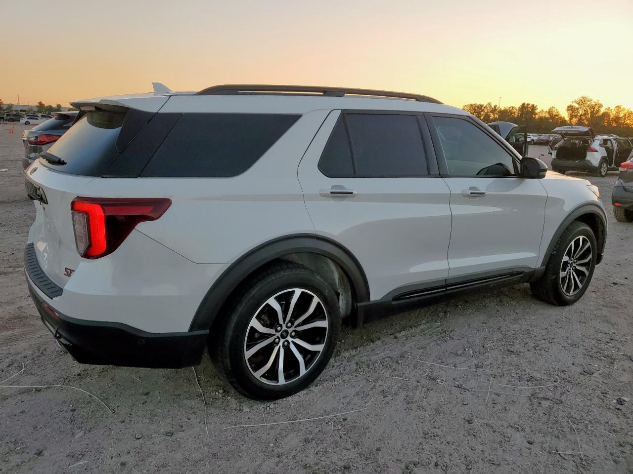 FORD EXPLORER ST