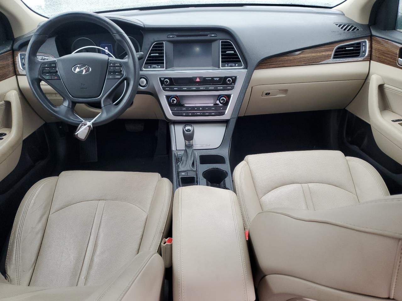 HYUNDAI SONATA SPORT