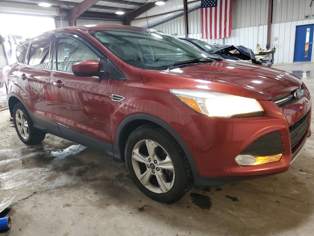 FORD ESCAPE SE