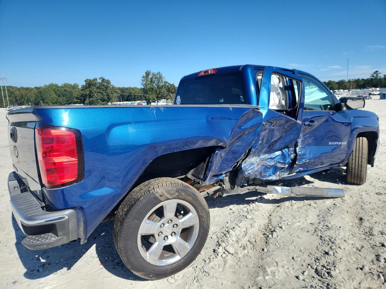 CHEVROLET SILVERADO C1500 LT