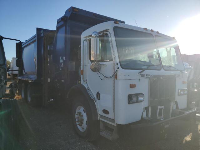 Global Auto Auctions: 2012 PETERBILT TRACTOR 320