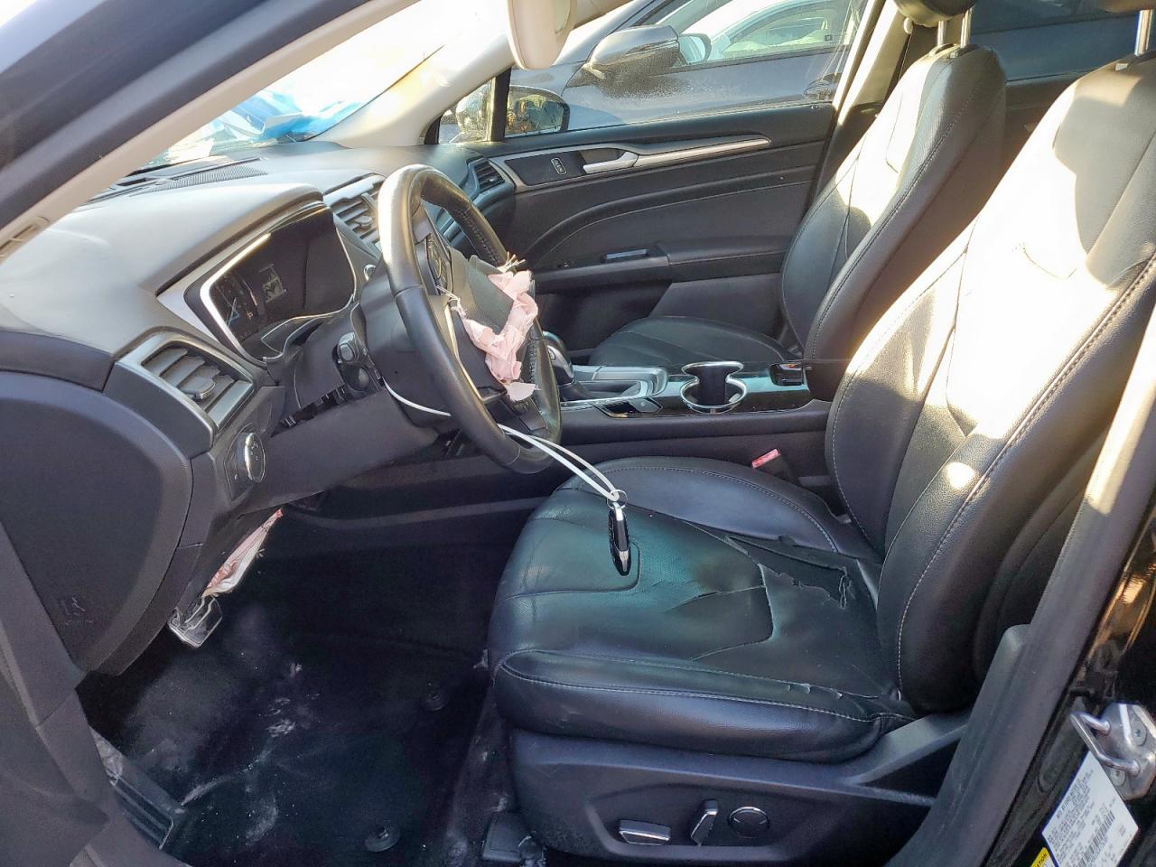 FORD FUSION TITANIUM HEV