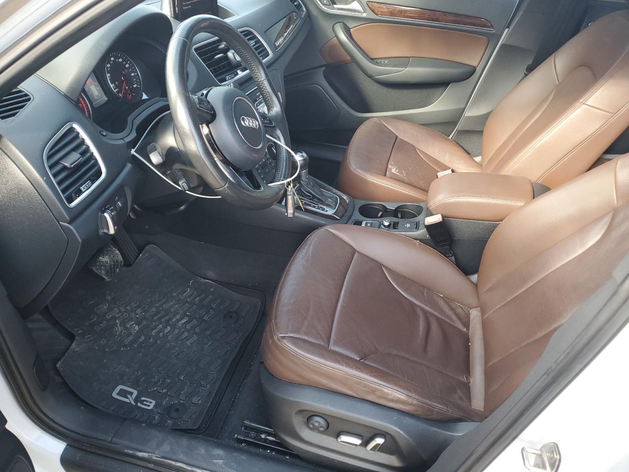 AUDI Q3 PREMIUM PLUS