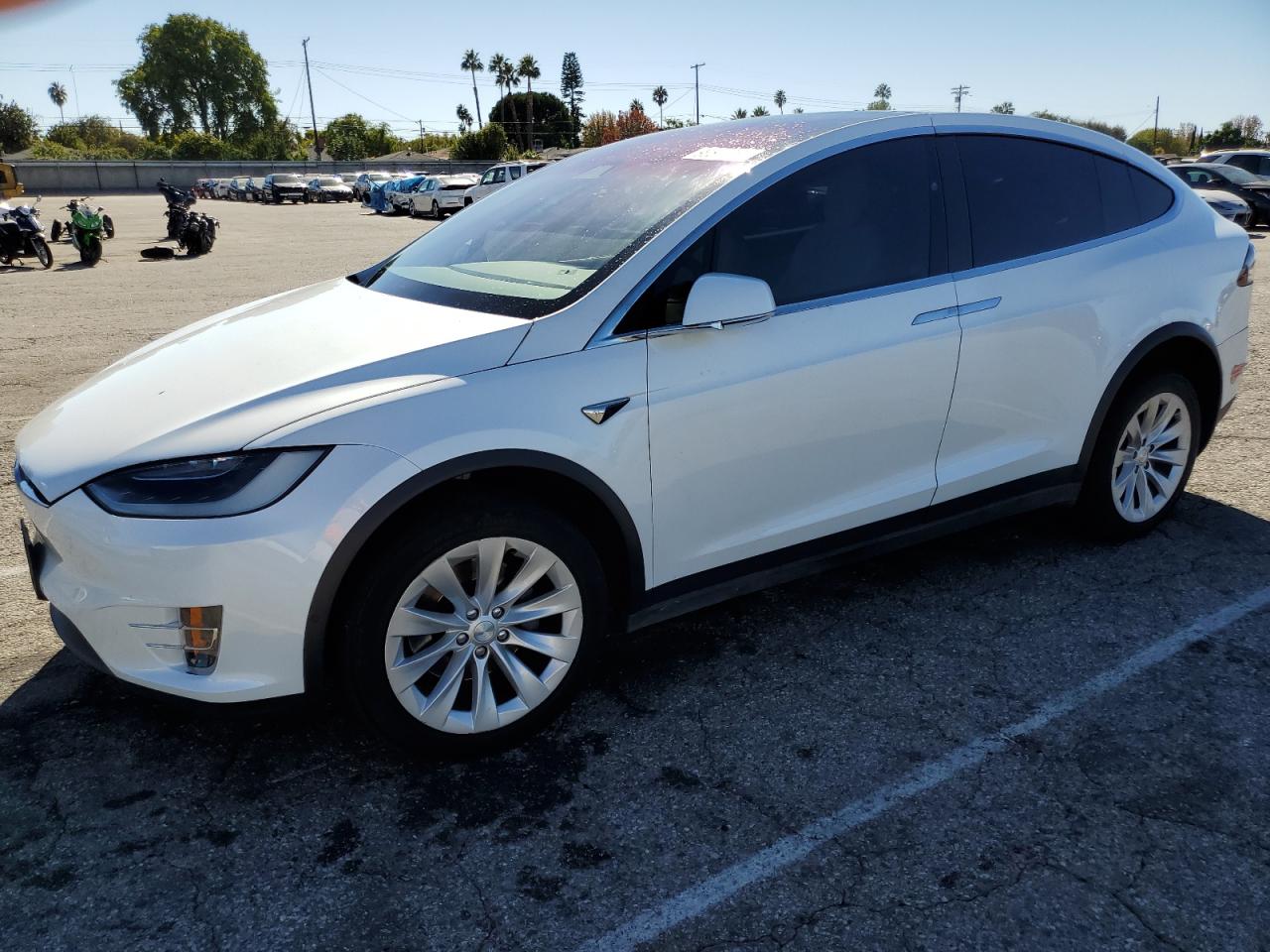 TESLA MODEL X