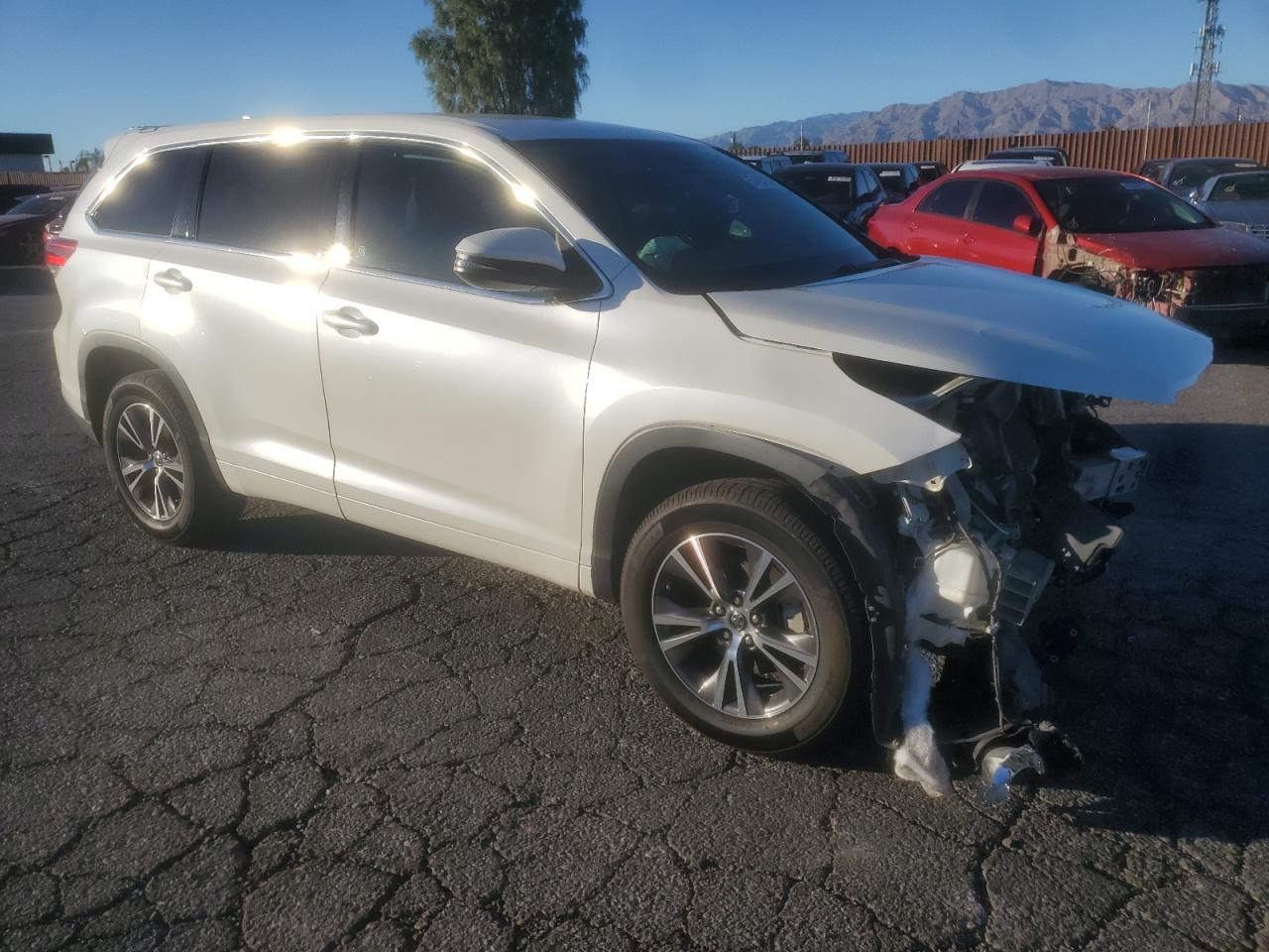 TOYOTA HIGHLANDER LE