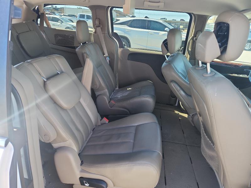 2014 CHRYSLER TOWN & COU - 2C4RC1BG4ER138359