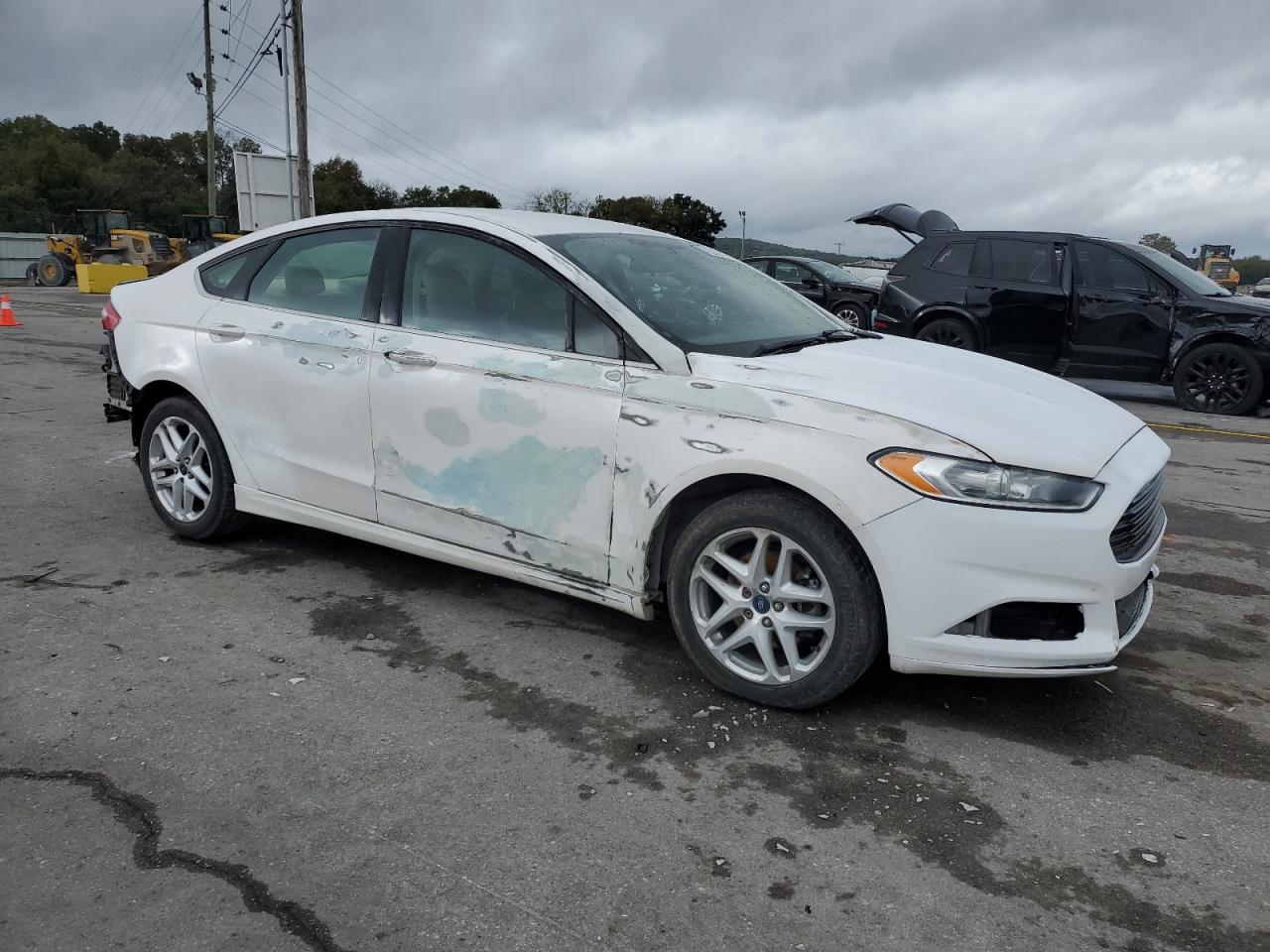 FORD FUSION SE