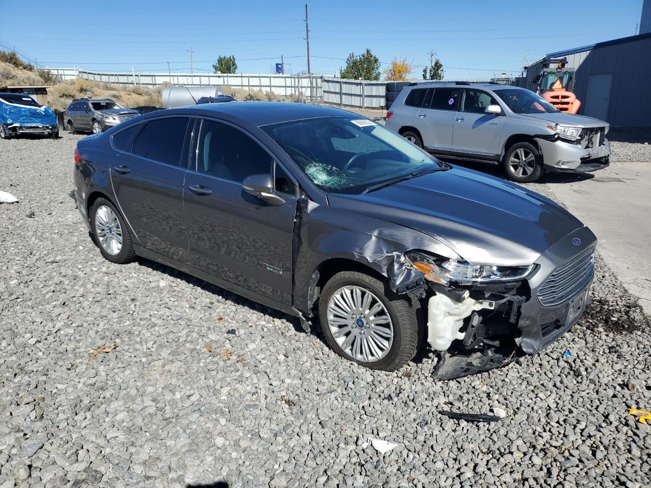 FORD FUSION TITANIUM PHEV