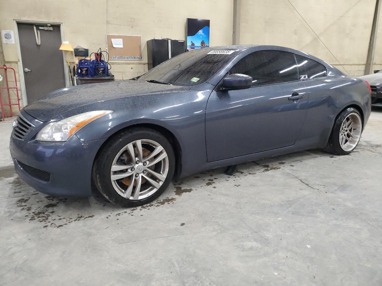 INFINITI G37 BASE