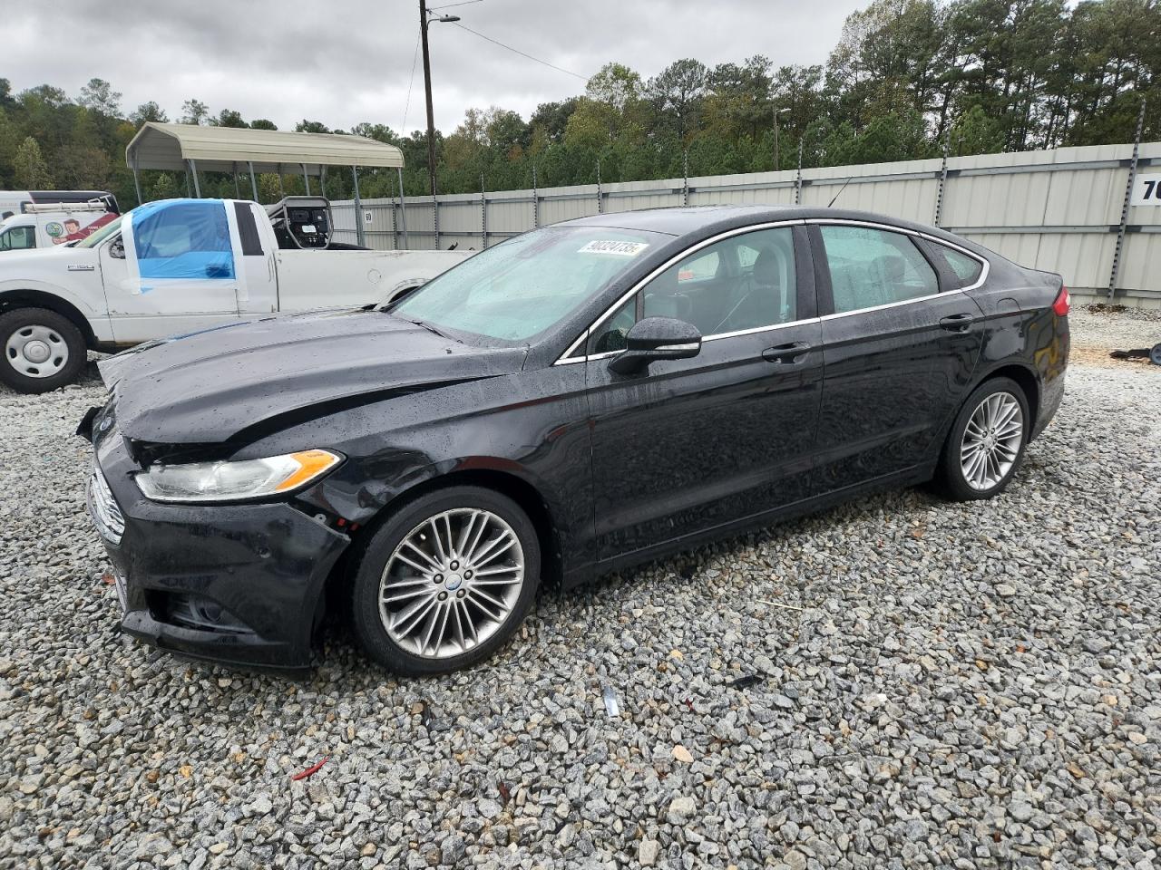FORD FUSION SE