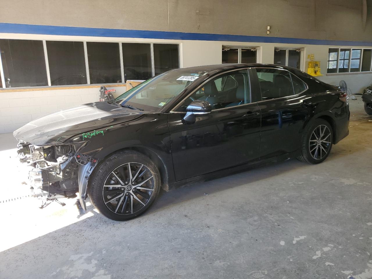 TOYOTA CAMRY SE NIGHT SHADE