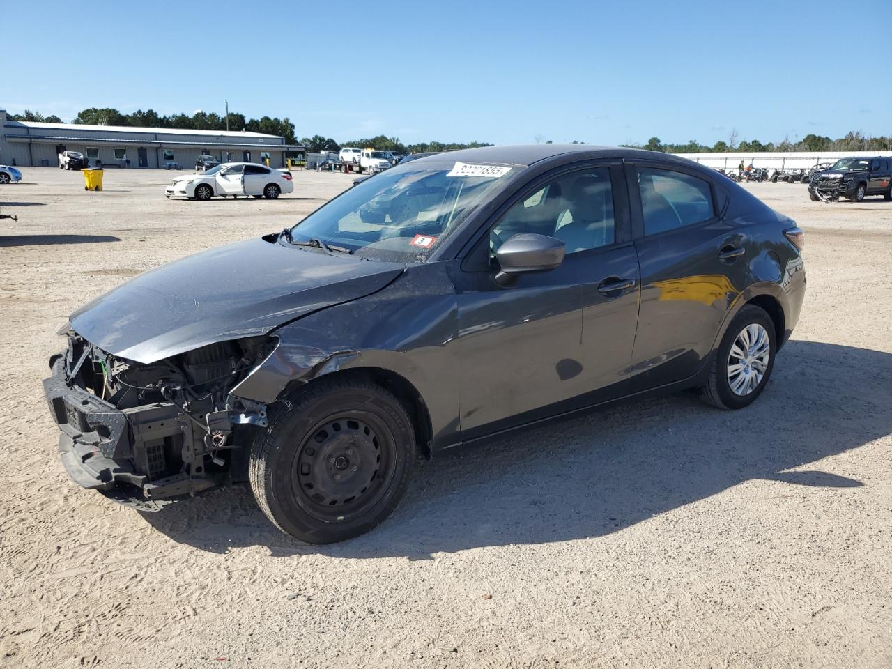 Lot #3269105044 2019 TOYOTA YARIS L