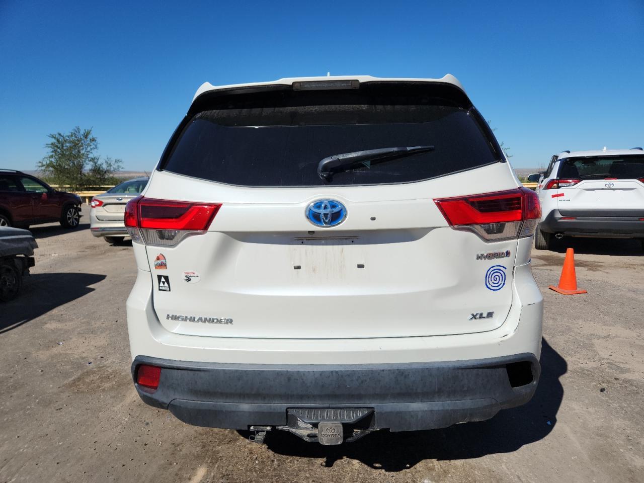 TOYOTA HIGHLANDER HYBRID