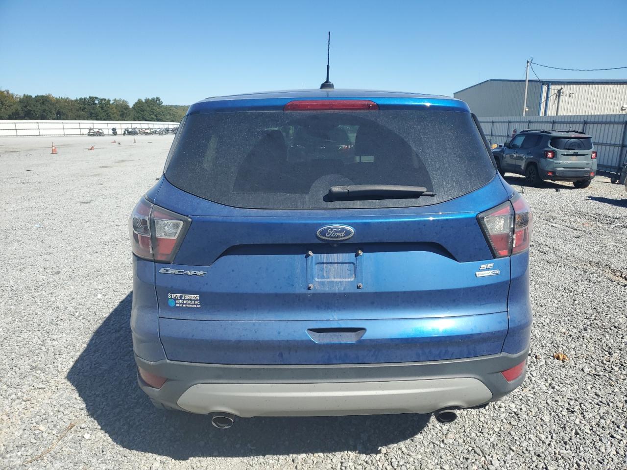 FORD ESCAPE SE