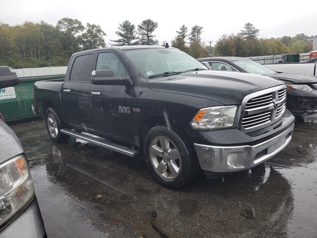 RAM 1500 SLT