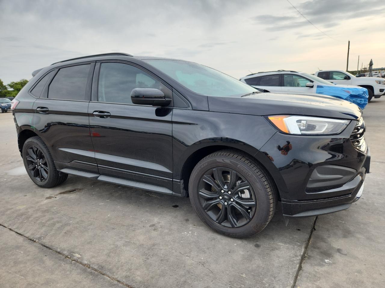 FORD EDGE SE