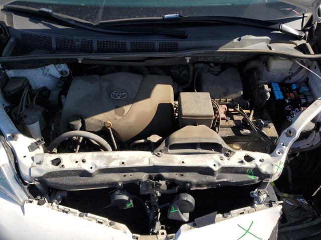 2018 TOYOTA SIENNA LE 5TDKZ3DC3JS917596