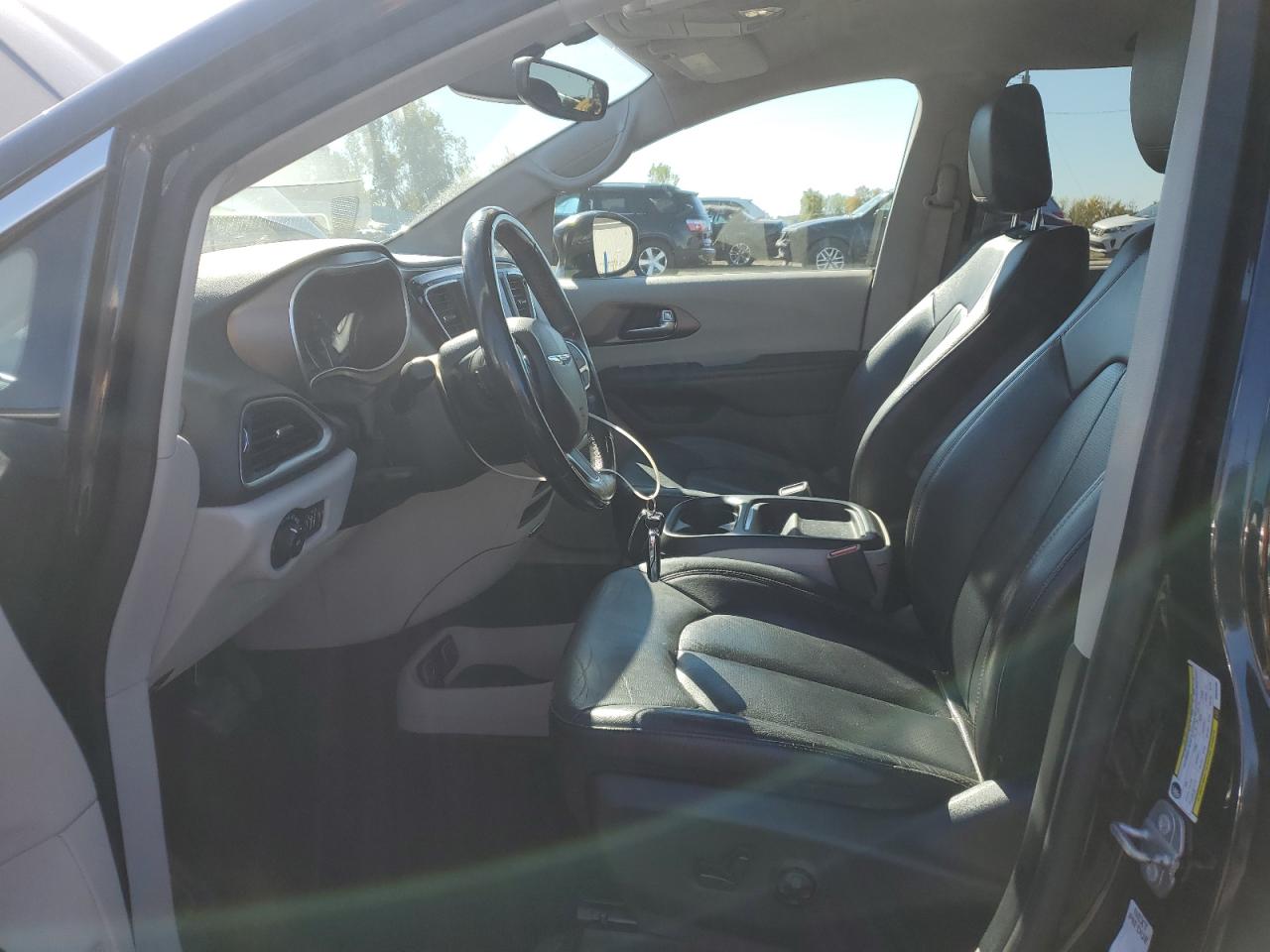 CHRYSLER PACIFICA TOURING L