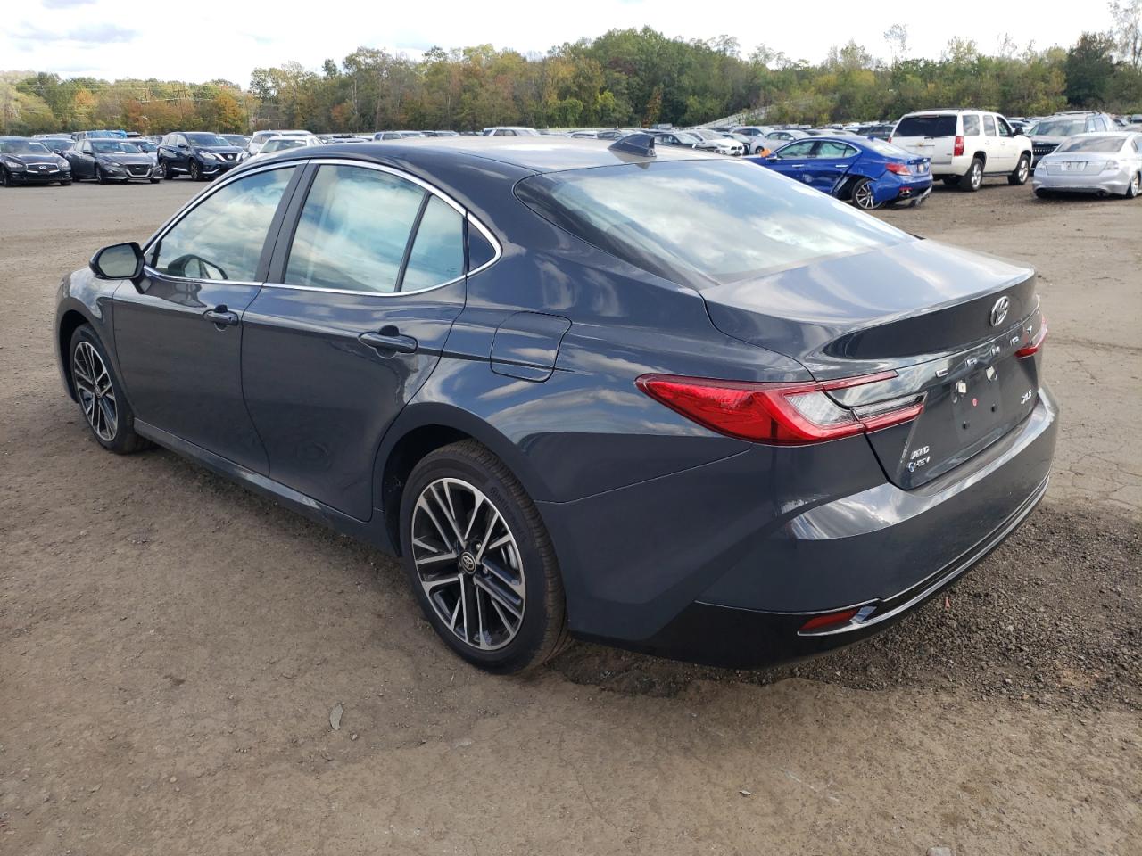 TOYOTA CAMRY XSE