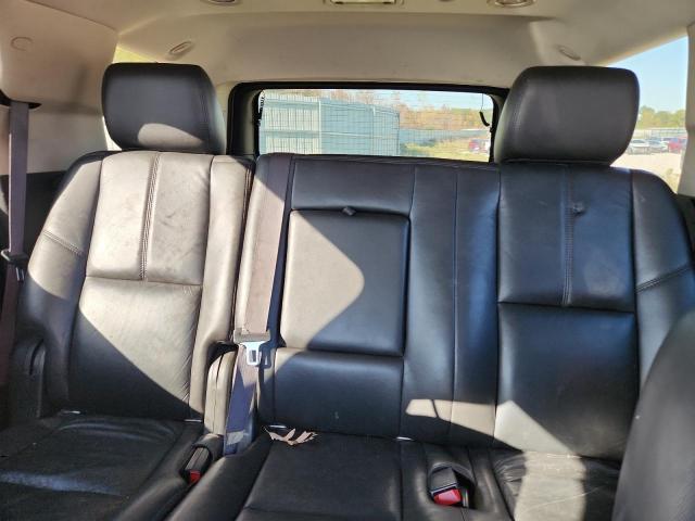 2011 CHEVROLET TAHOE K150 - 1GNSKBE04BR256266