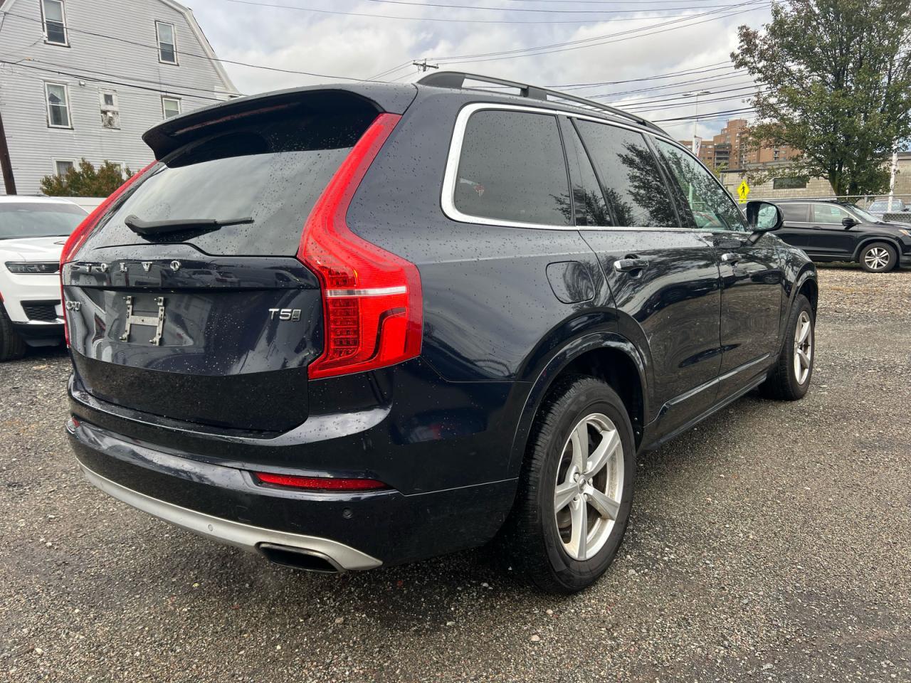 VOLVO XC90 T5