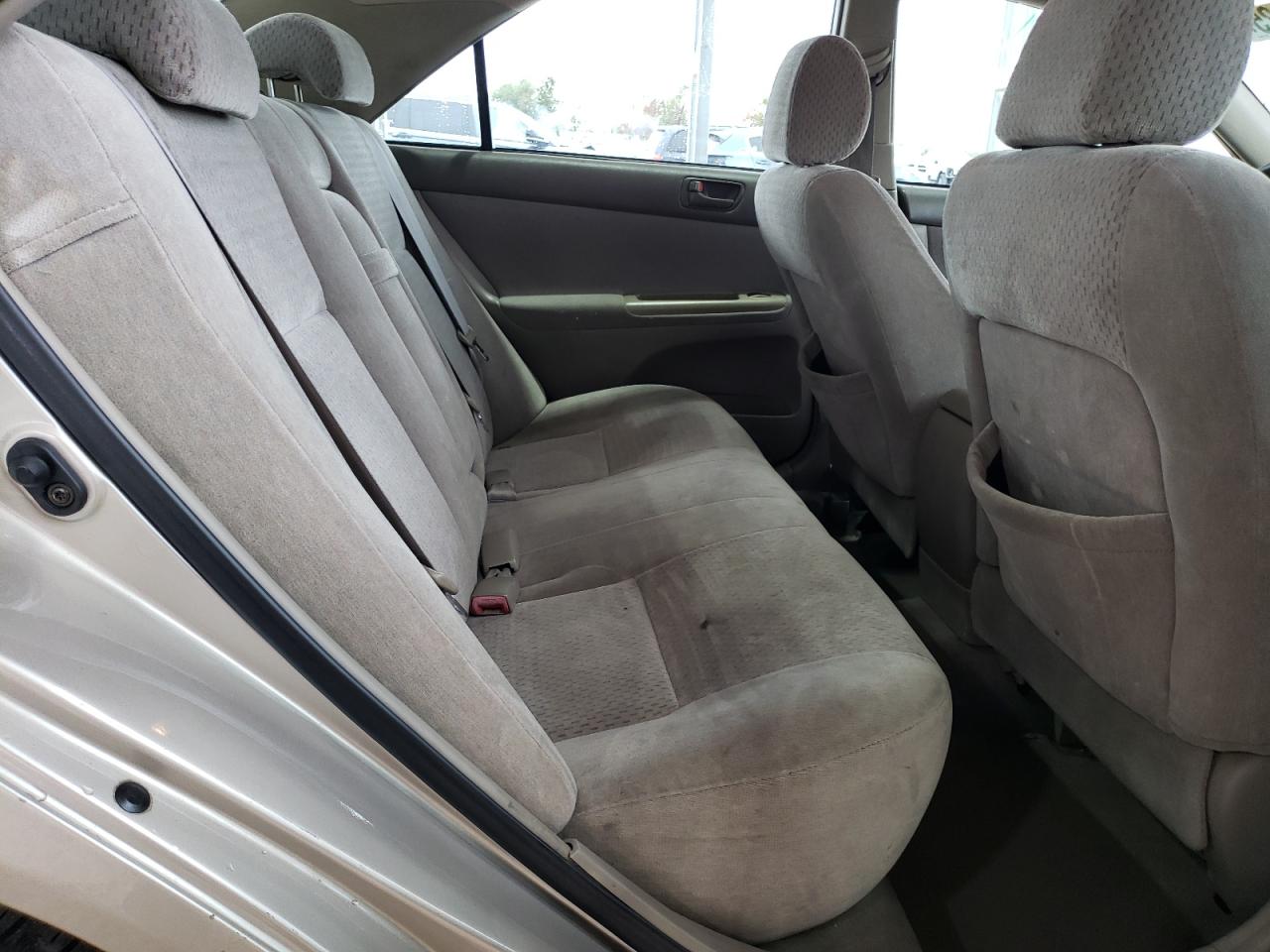 Lot #3302846924 2004 TOYOTA CAMRY LE