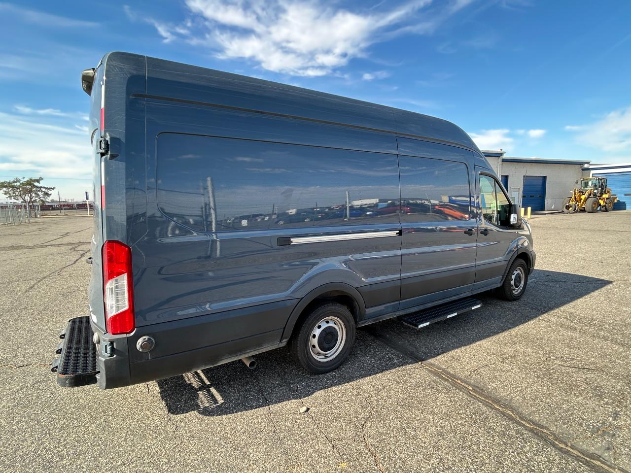 Lot #3311822185 2020 FORD TRANSIT