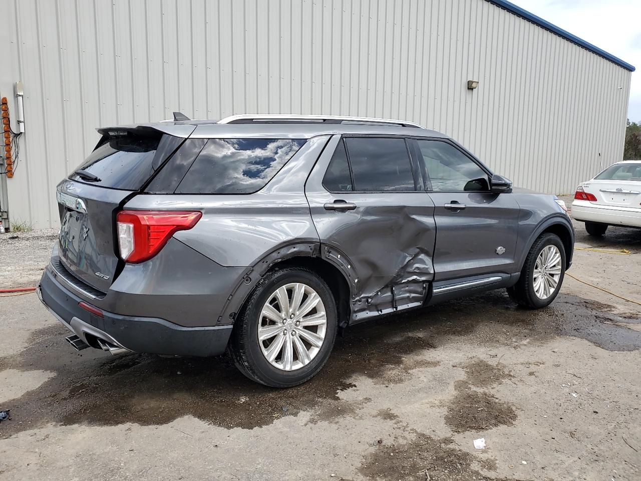 FORD EXPLORER KING RANCH