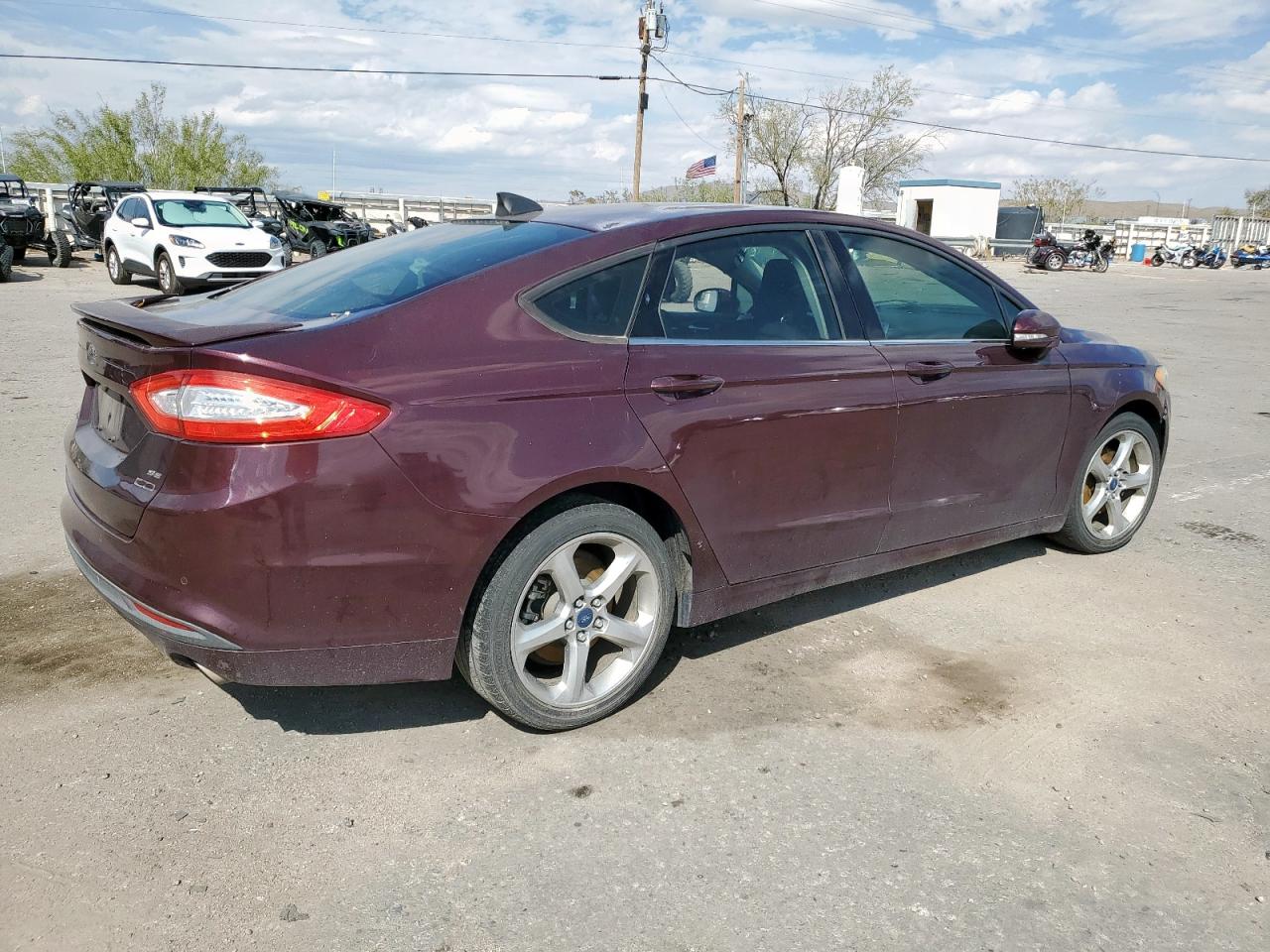 FORD FUSION SE