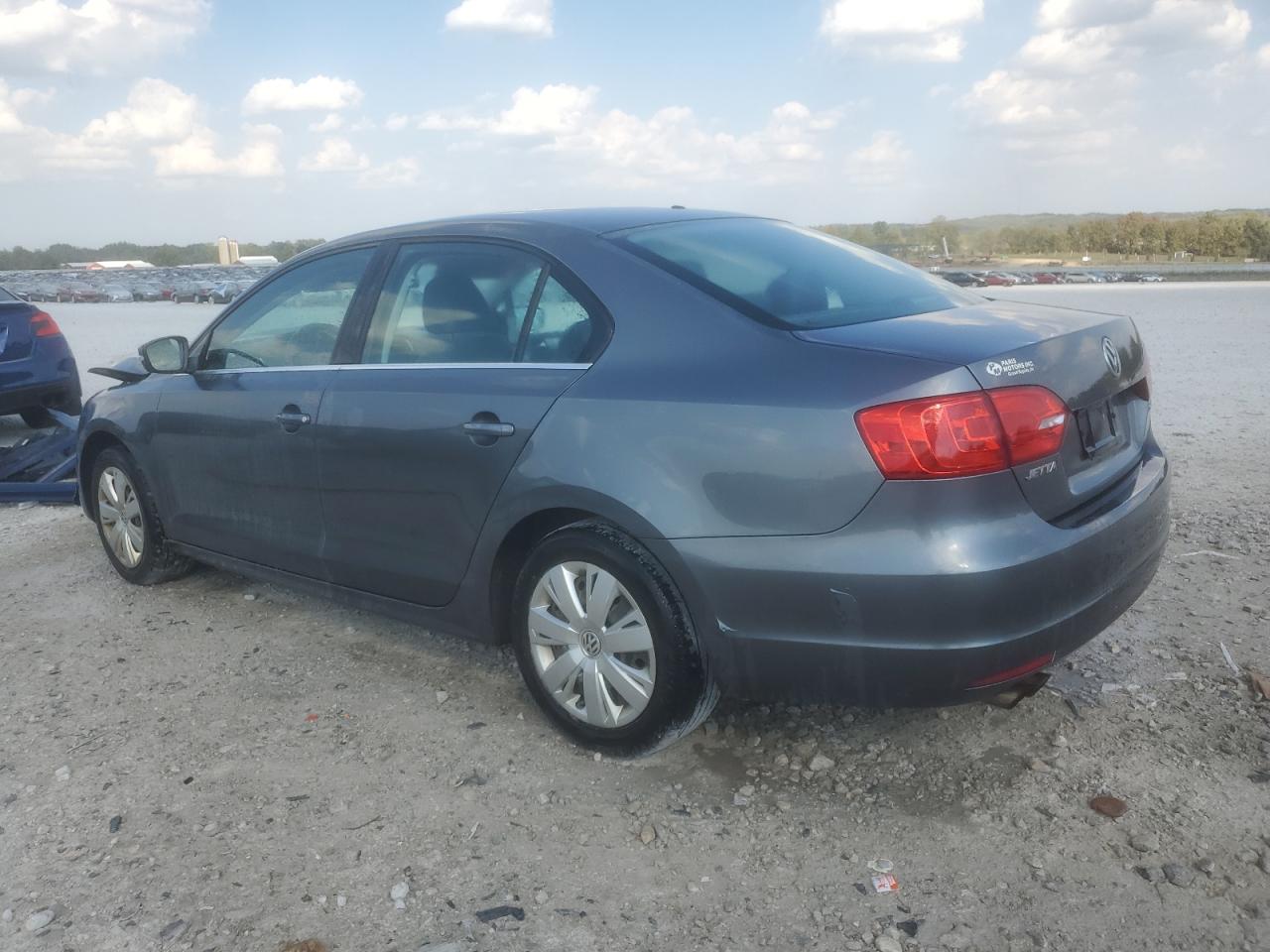 VOLKSWAGEN JETTA SE