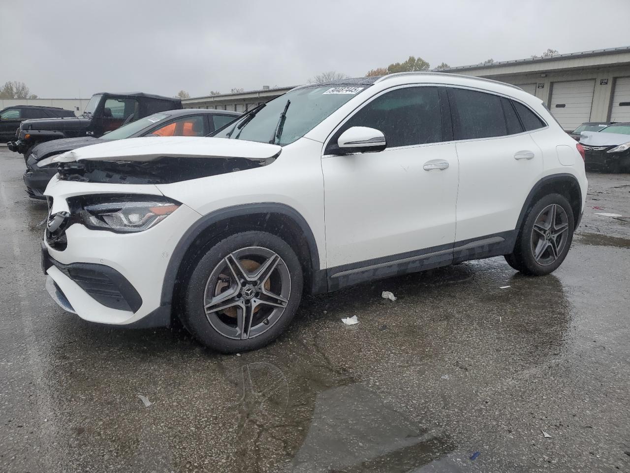 MERCEDES-BENZ GLA-CLASS 250 4MATIC