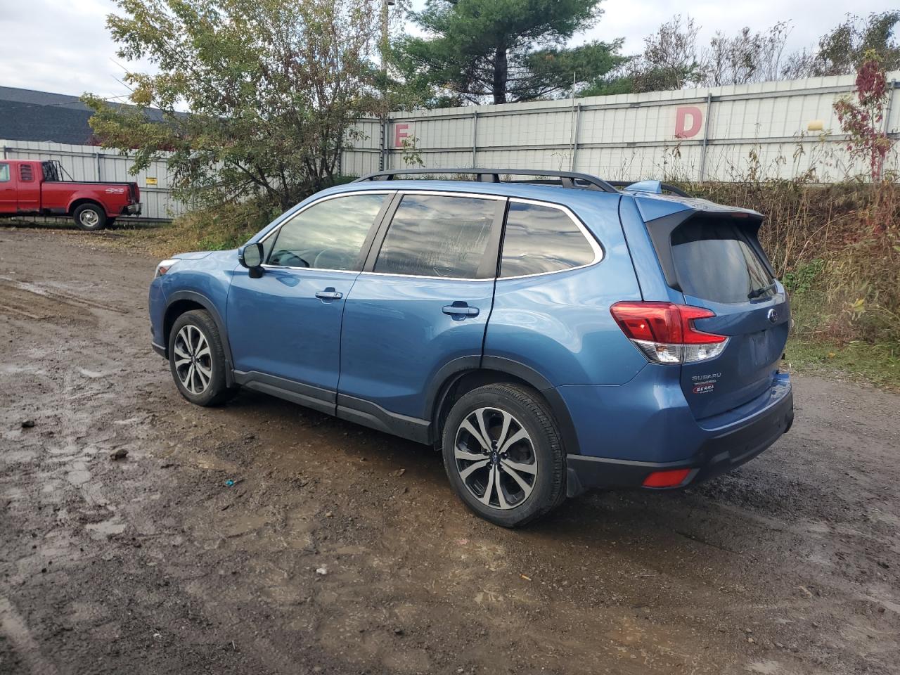 Lot #3302733017 2023 SUBARU FORESTER L