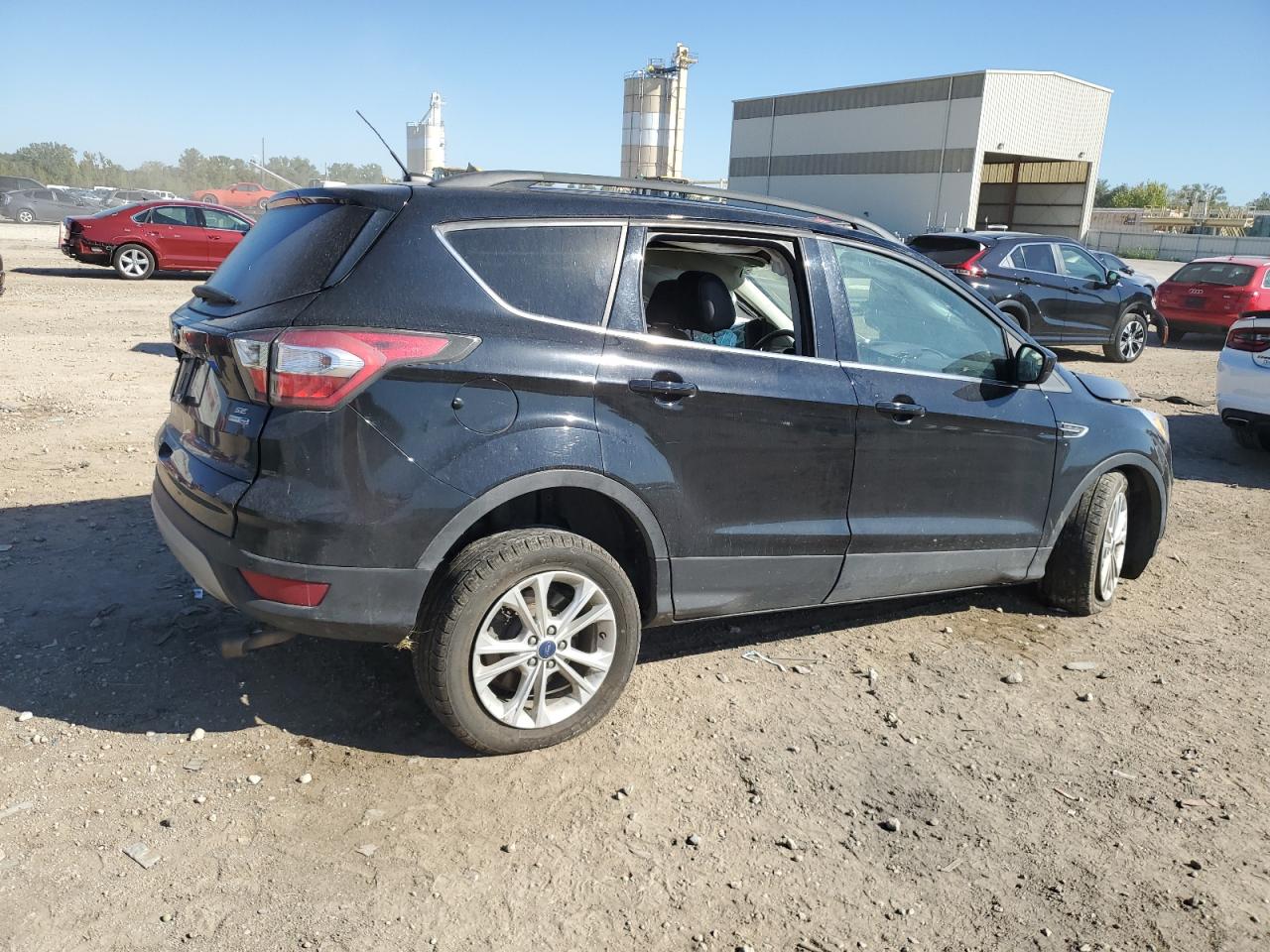 FORD ESCAPE SE