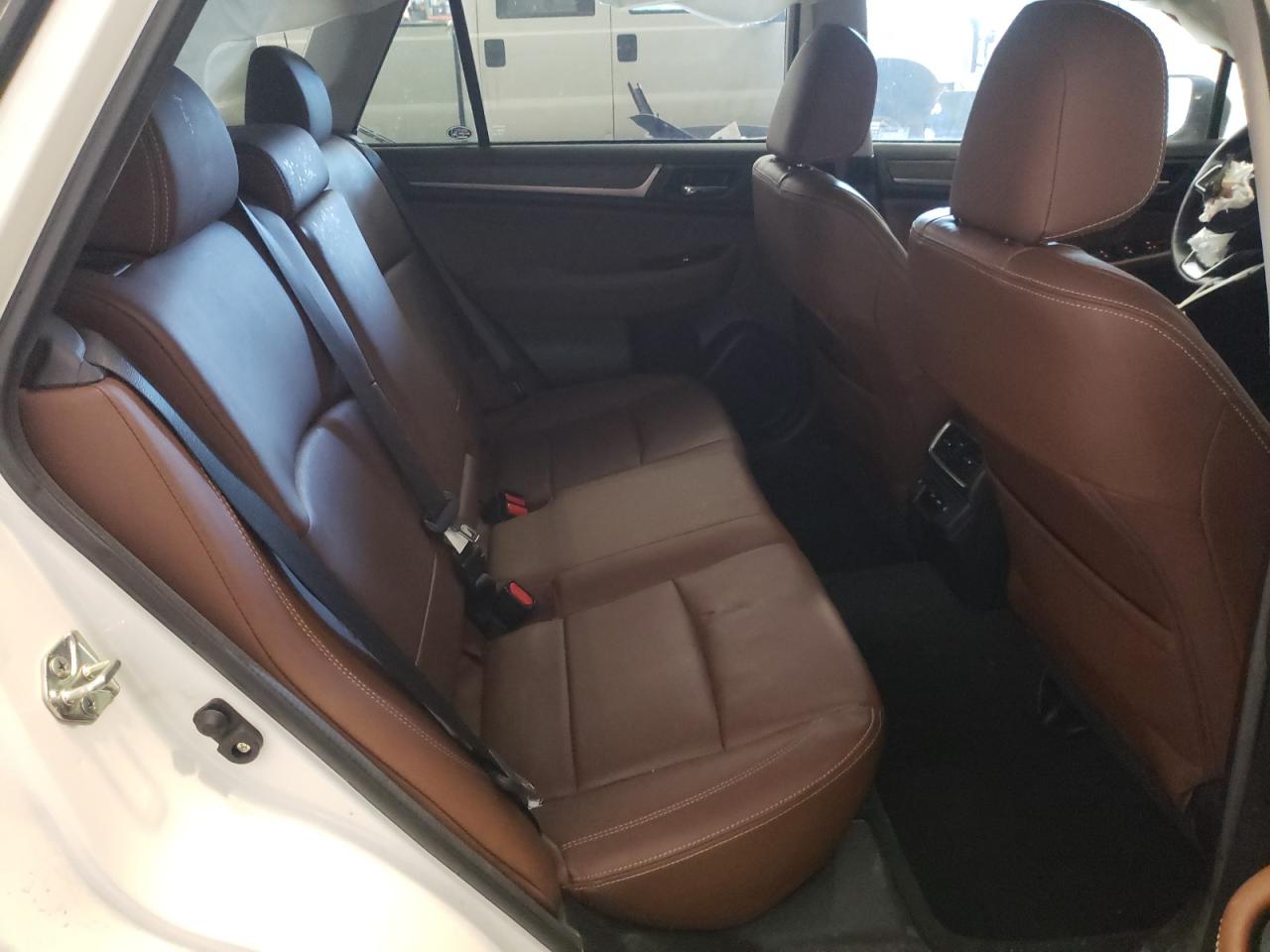 SUBARU OUTBACK TOURING