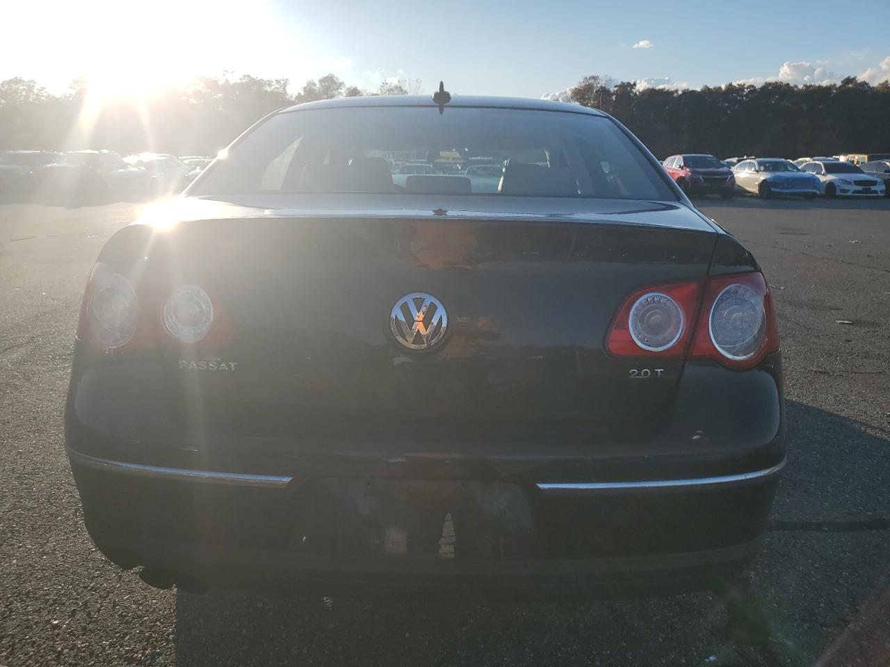 VOLKSWAGEN PASSAT KOMFORT