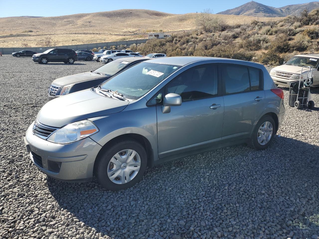 NISSAN VERSA S