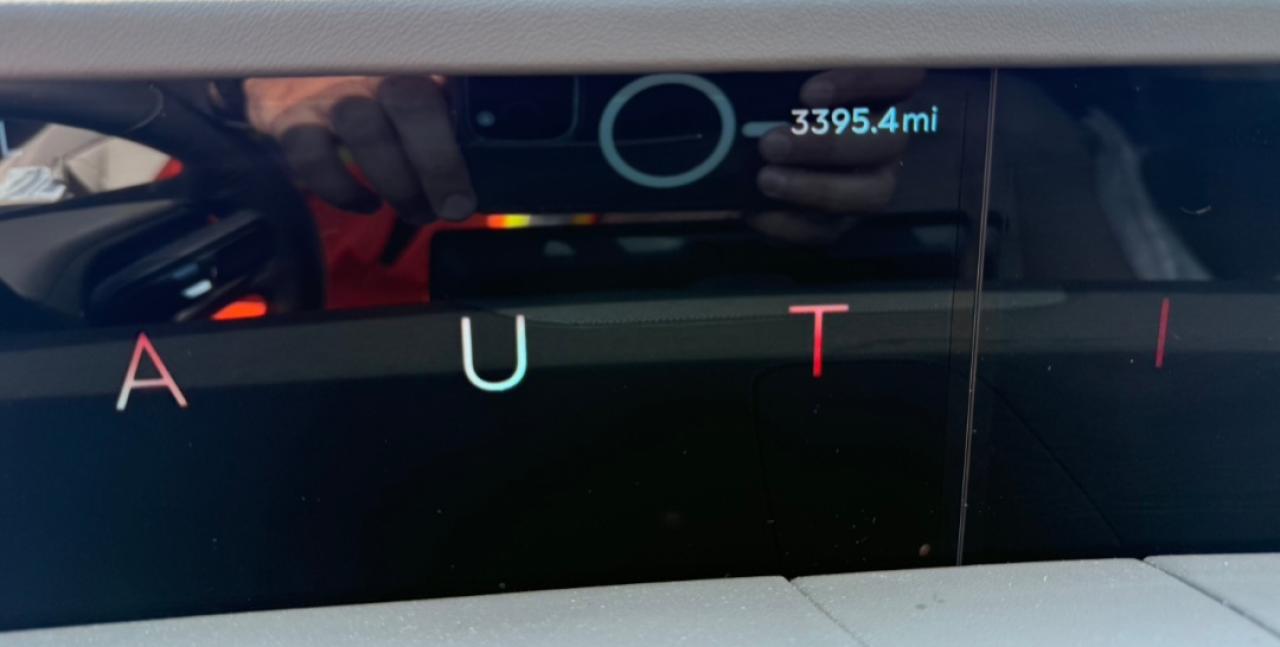 LINCOLN NAUTILUS PREMIERE